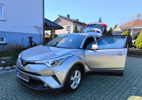 Toyota C-HR cena 70900 przebieg: 89000, rok produkcji 2016 z Kock małe 172